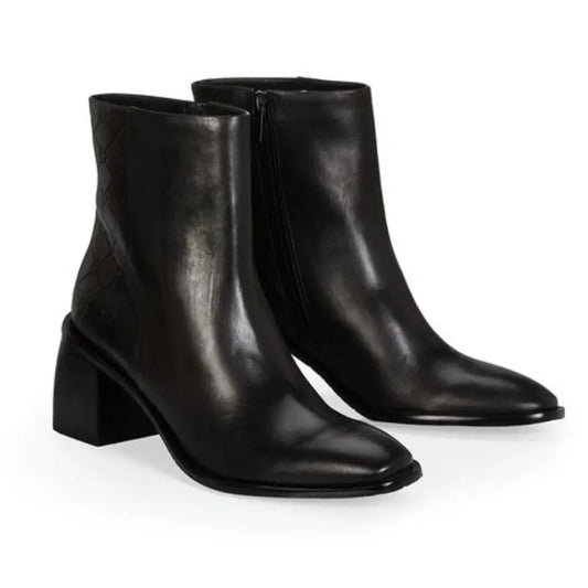 Bota Cuero Preto