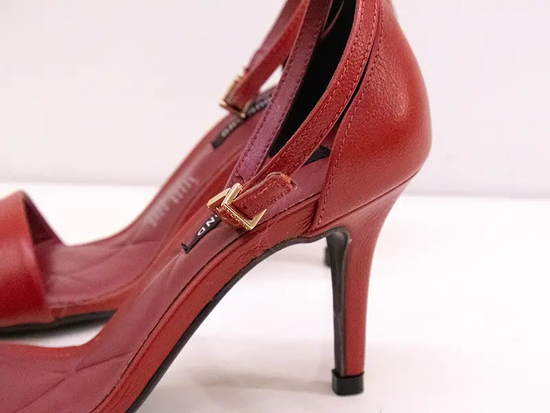 Sandalia Salto Leather