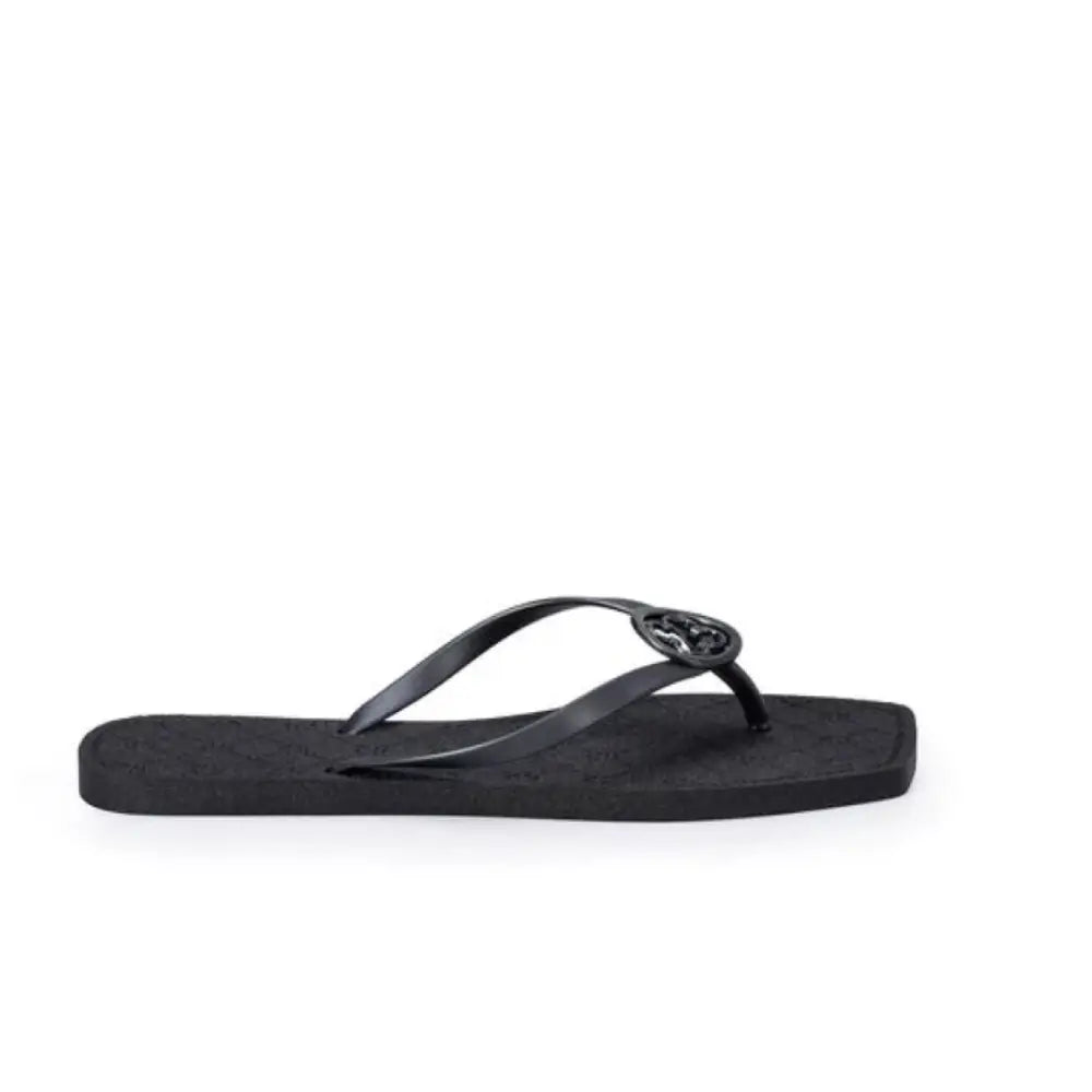 Chinela - Preto/Ouro Chiaro