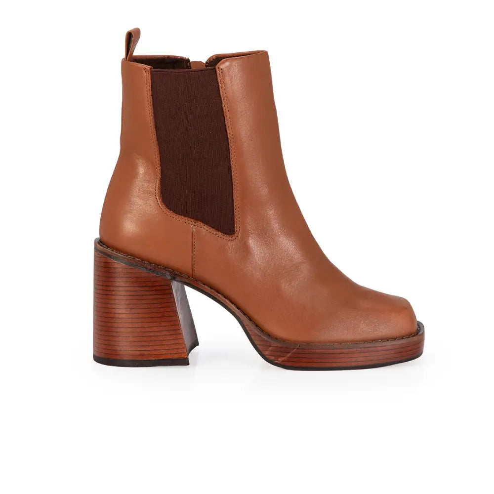 Bota Mogno Cuero